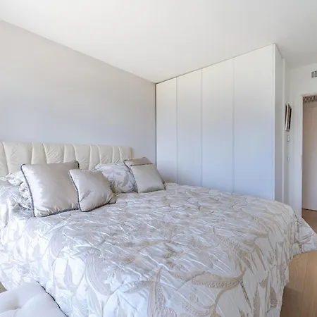 Panoramic Sea View Flat - Pool In The